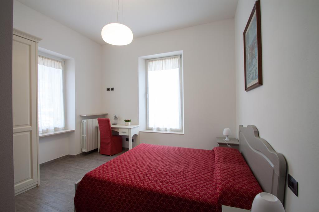 קאפרינו ורונזה Palazzo Di Primavera Guest House מראה חיצוני תמונה
